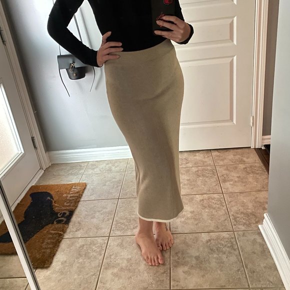 ANIMALE Cream/Beige Knit Skirt - Picture 2 of 8